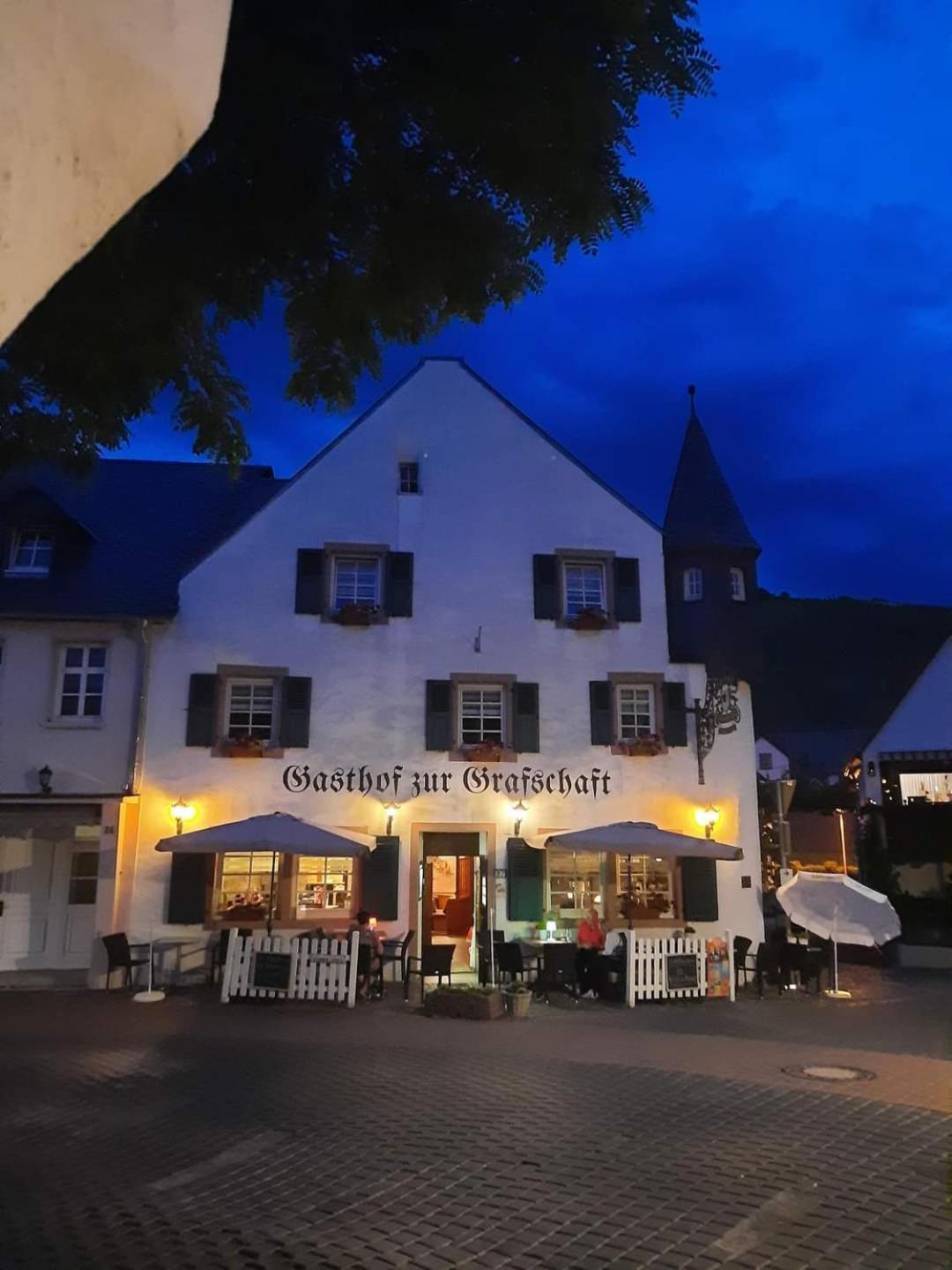 Gasthof Zur Grafschaft Veldenz Екстер'єр фото